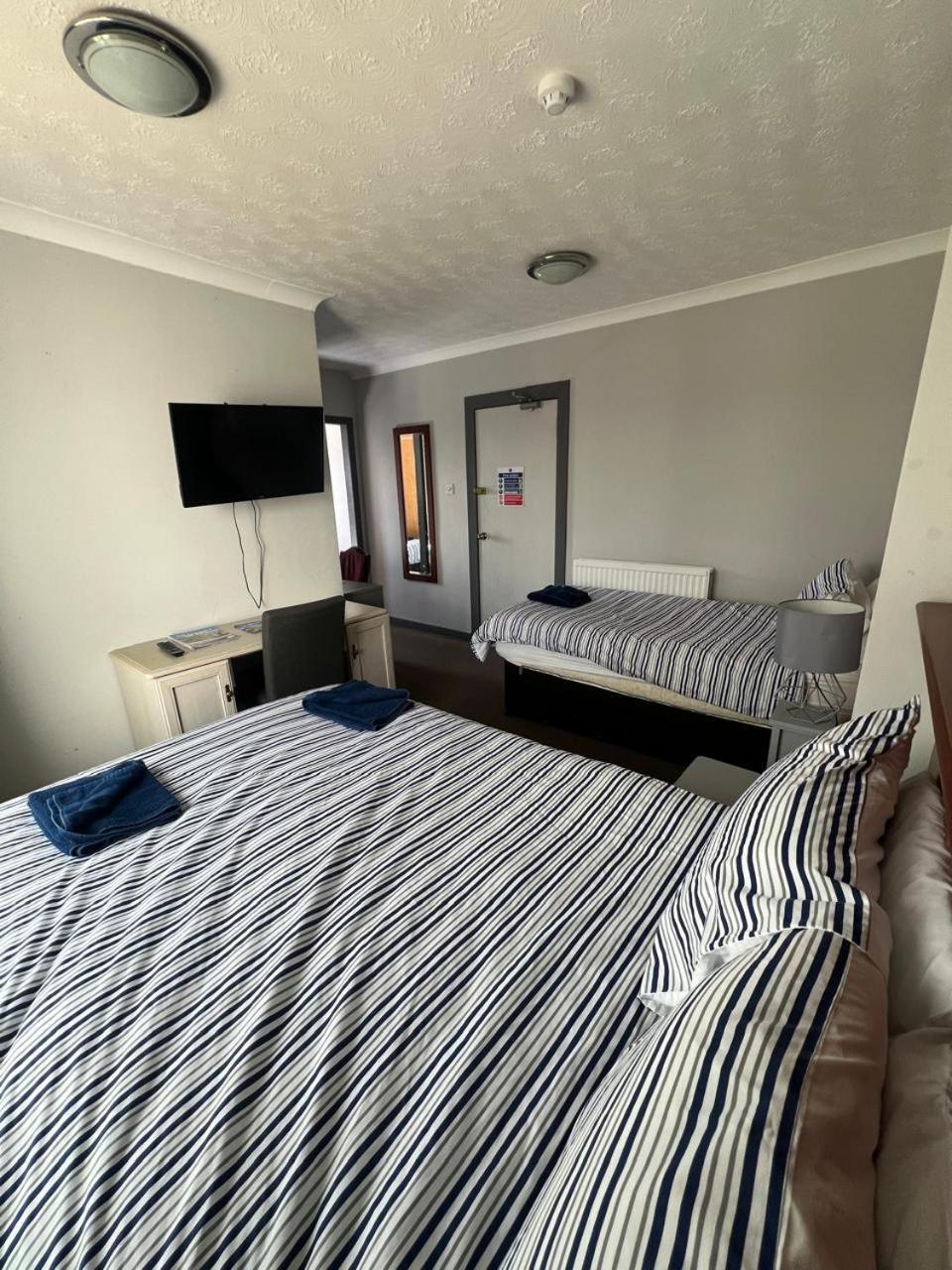 Borely alojamiento Hotel Inverkeithing Exterior foto